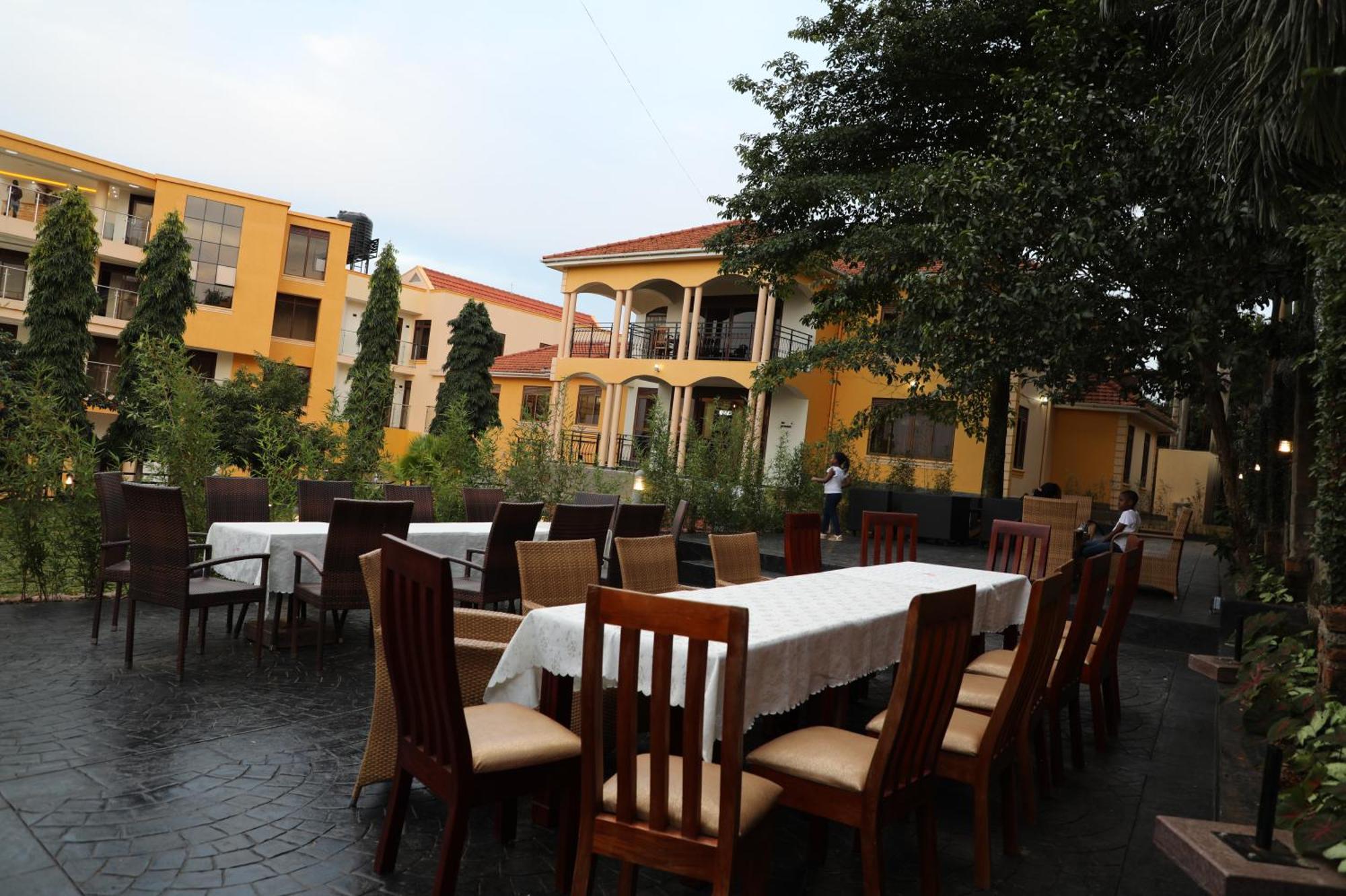 Precious Villas Lubowa Exterior foto